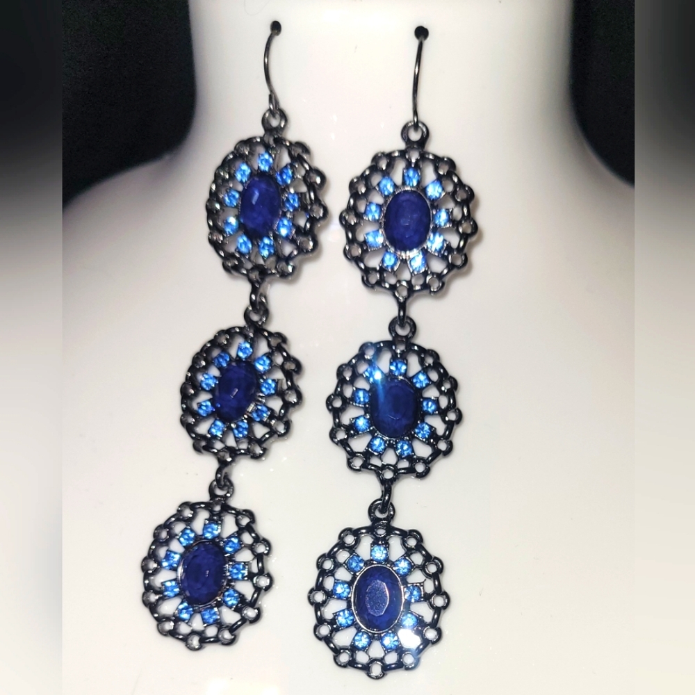 Dazzling blue drop earrings